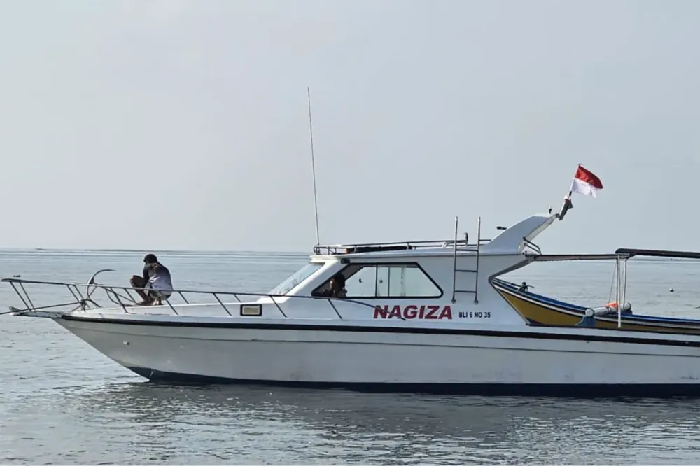 Nagiza Boat