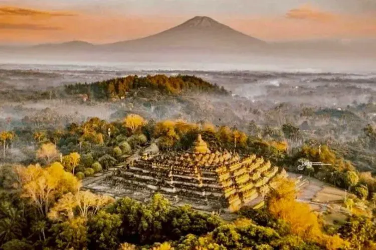 Borobudur