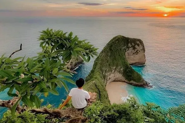Kelingking Beach Nusa Penida