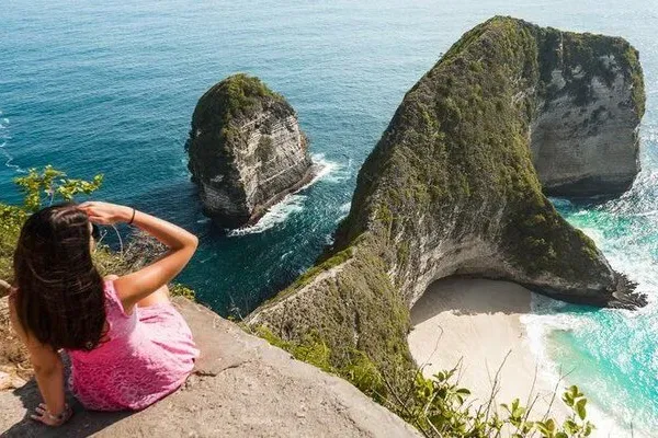 Kelingking Beach