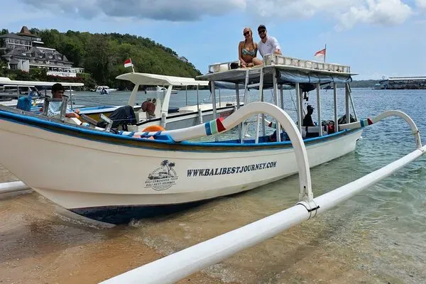 Private sundeck Boat