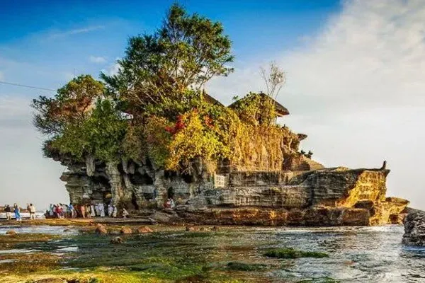Tanah Lot Temple
