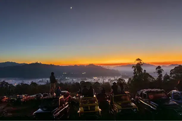 Bali Sunrise Jeep Tour & Natural Hot Spring